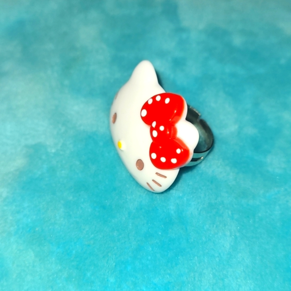 Adjustable Hello Kitty Ring - Picture 11 of 14
